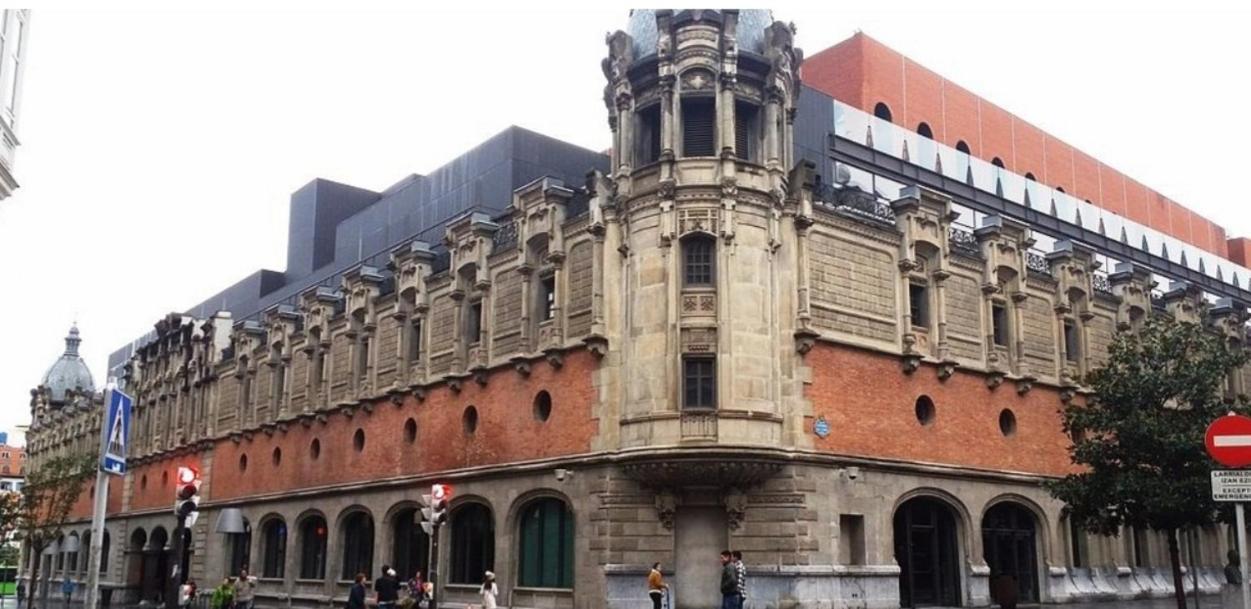 A 5 Minutos Andando Del Casco Viejo, Ayuntamiento, Plaza Circular Y Gran Via De Bilbao Y Proximo A Las 2 Lineas De Metro エクステリア 写真