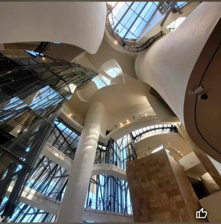 A 5 Minutos Andando Del Casco Viejo, Ayuntamiento, Plaza Circular Y Gran Via De Bilbao Y Proximo A Las 2 Lineas De Metro エクステリア 写真